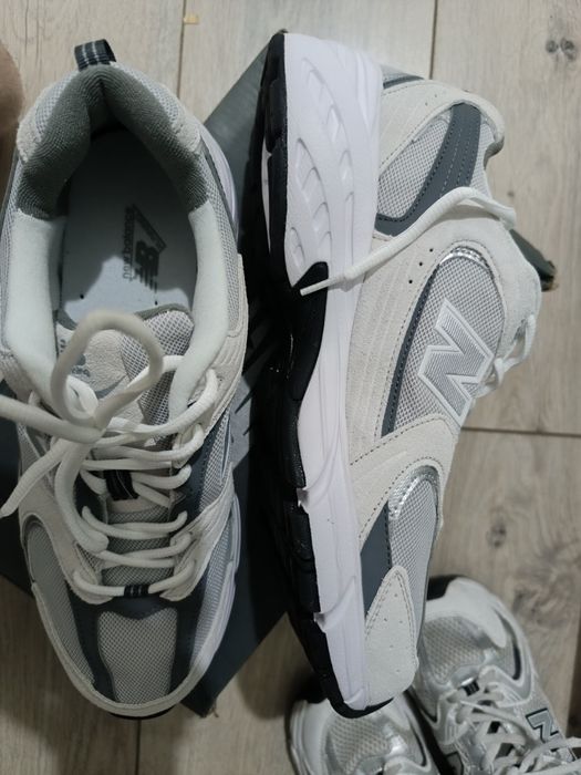 Кроссовки Нюбаланс