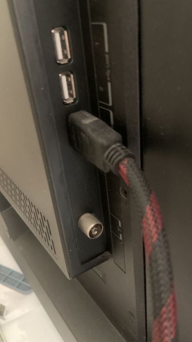 Телевизор Toshiba 50 дюймов (127см)