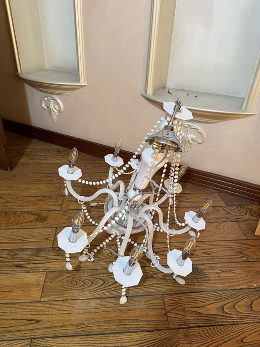 Люстра б/у 7 штук