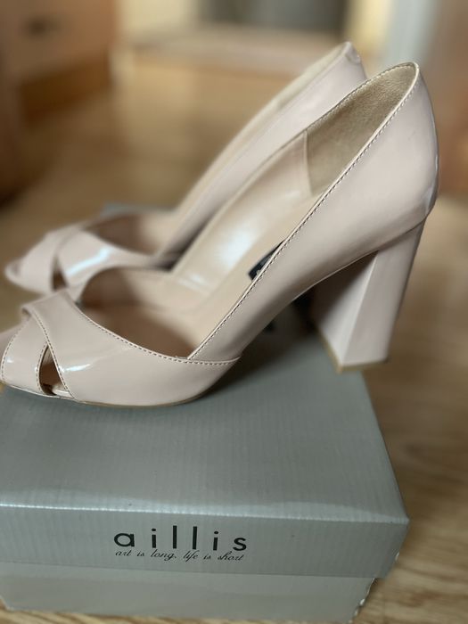 Продам туфли