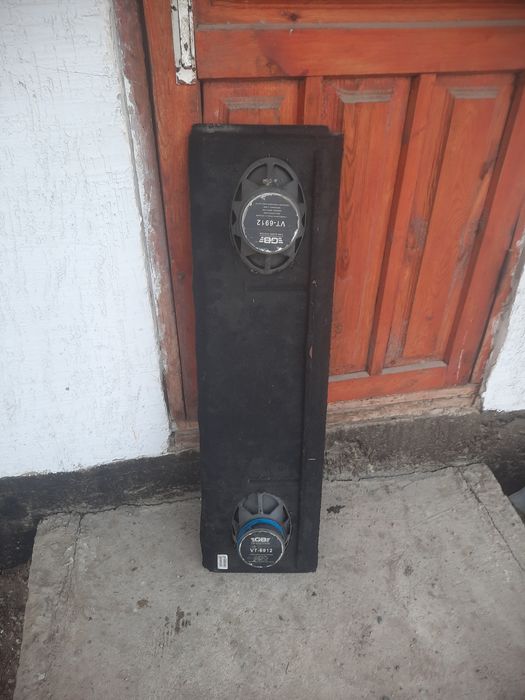 Колонки на машину