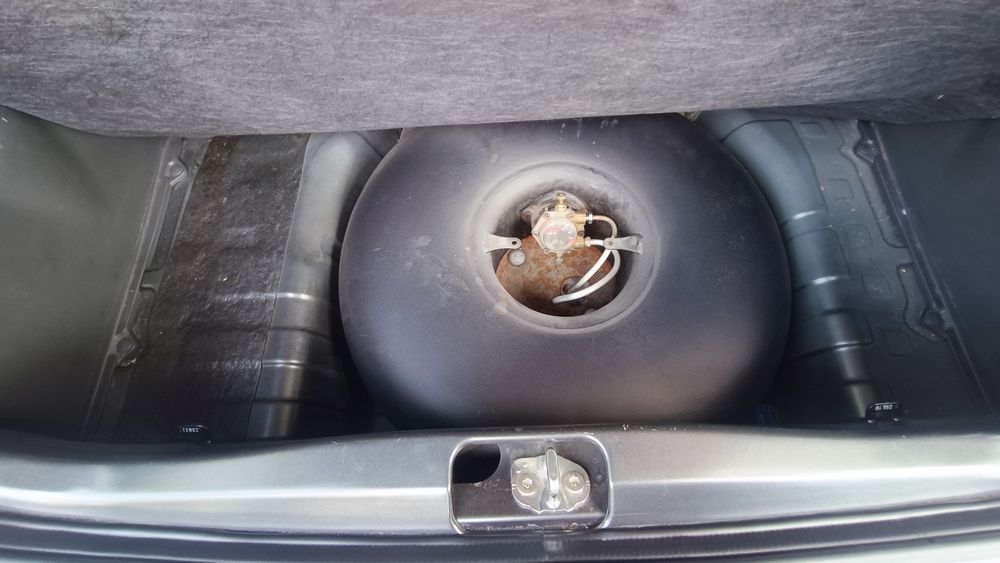 Спарк автомашинаси сотилади