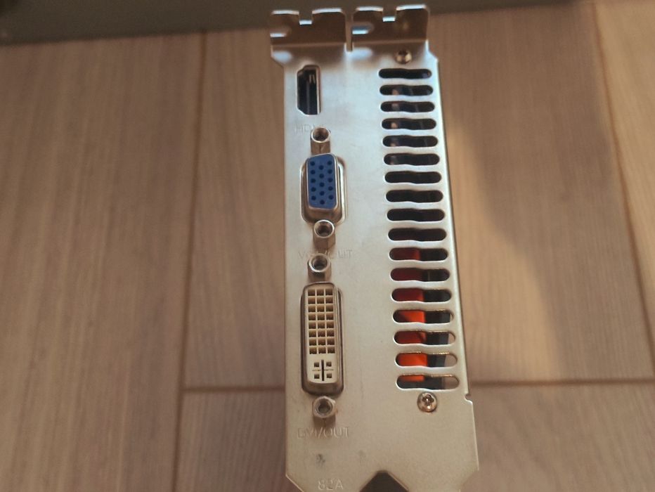 Видеокарта Gts 250 1gb