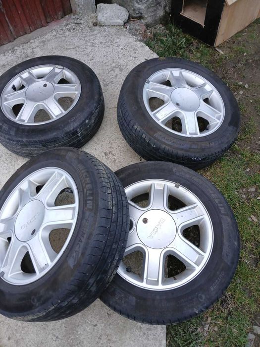 Jante Dacia Logan cu cauciucuri an 2024 Michelin