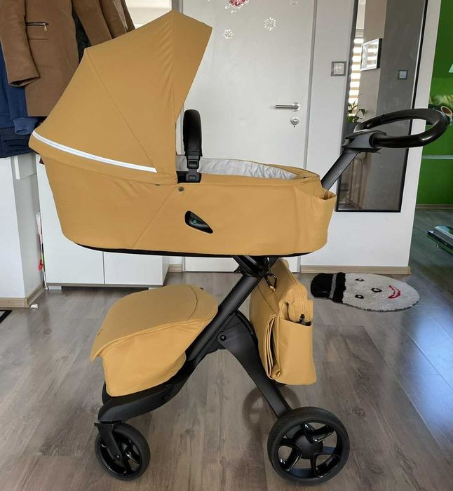 Бебешка количка Stokke Xplory X + кош за новородено.