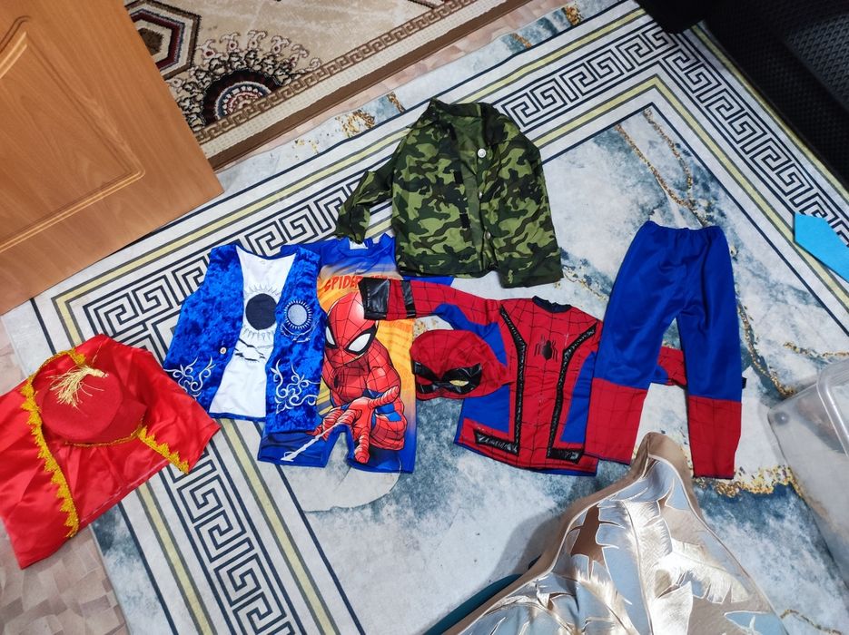продам детские вещи