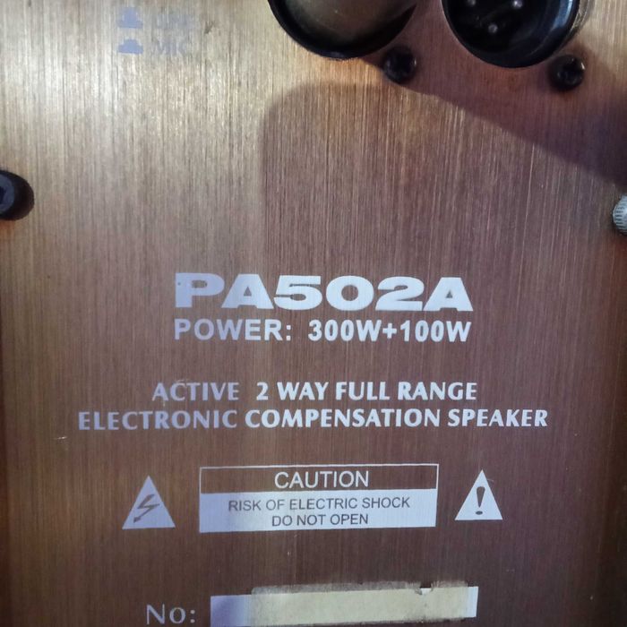 De vânzare 2 boxe the box pe 15 inch impecabilă predare personala