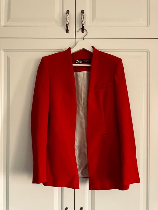 Costum Zara , sacou si pantaloni masura Xs /S ,culoare rosu , NOU !