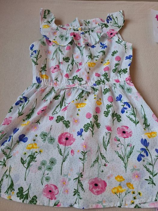 Лот от дрешки за малко момиченце , размер 18-24 м (92)