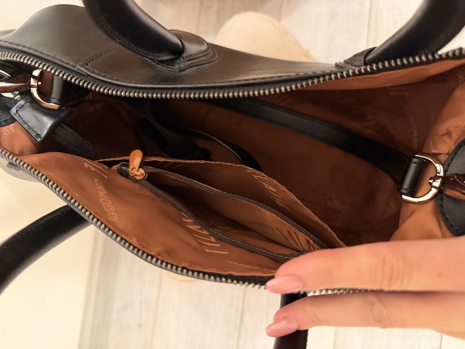 Geanta Laura Maxim City Rush - Black Jet - 780 lei Negociabil