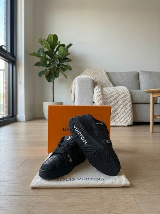 Adidasi Louis Vuitton Black Premium