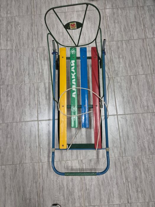 Продам санки зимние
