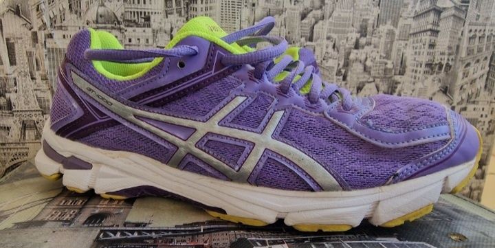 Asics Gel GT 1000 дамски лилави маратонки  39 номер