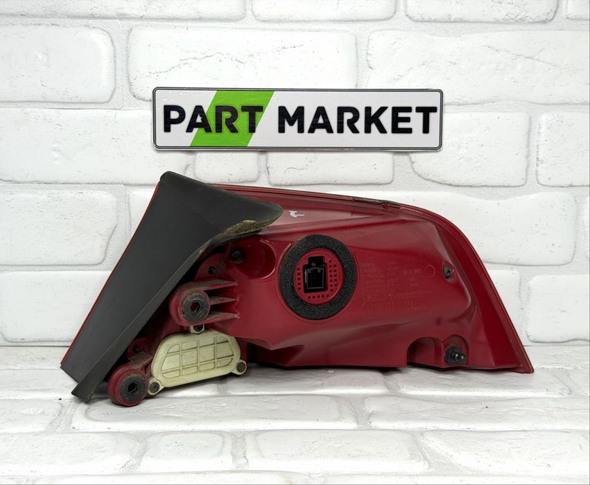 Ляв външен стоп AUDI A7 4G 4G8945095A