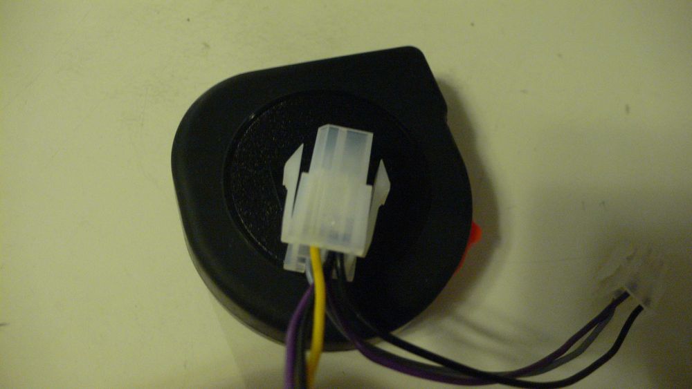 Molex/MDB Connector 1 to 2. Молекс/МДБ Разклонител 1 към 2.