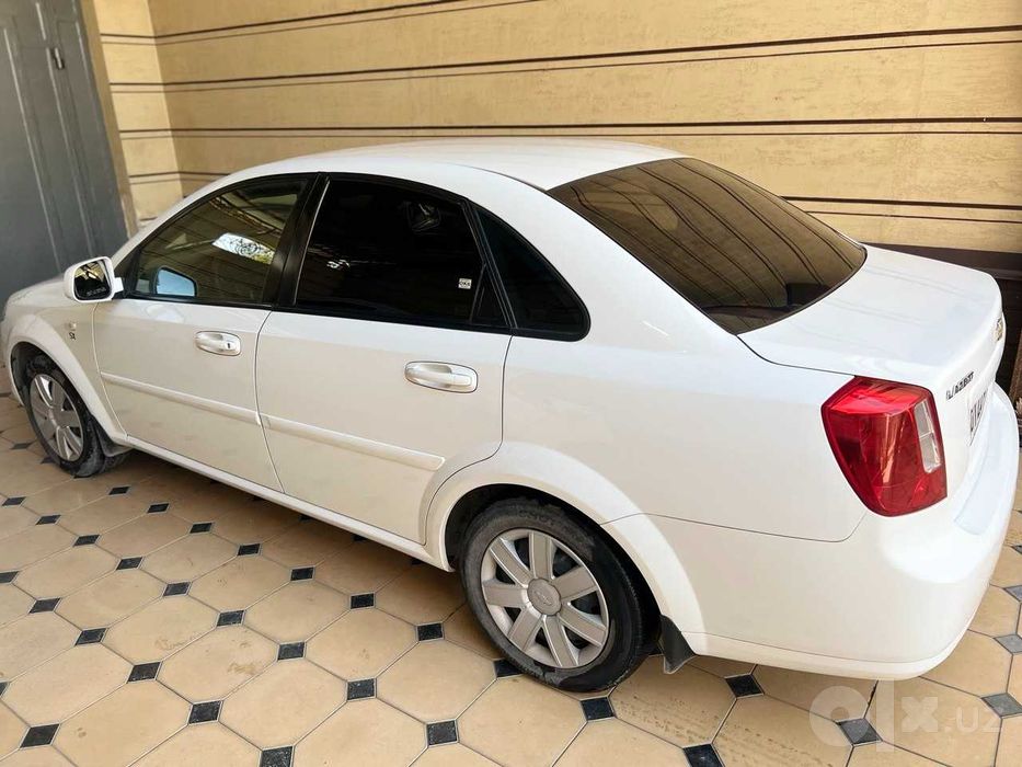 Gentra/Lacetti Жентра 98100 км сотилади. Ген доверенность берилади