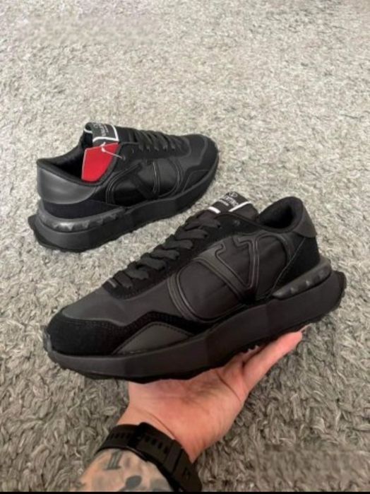 Мъжки маратонки обувки сникърси   Valentino