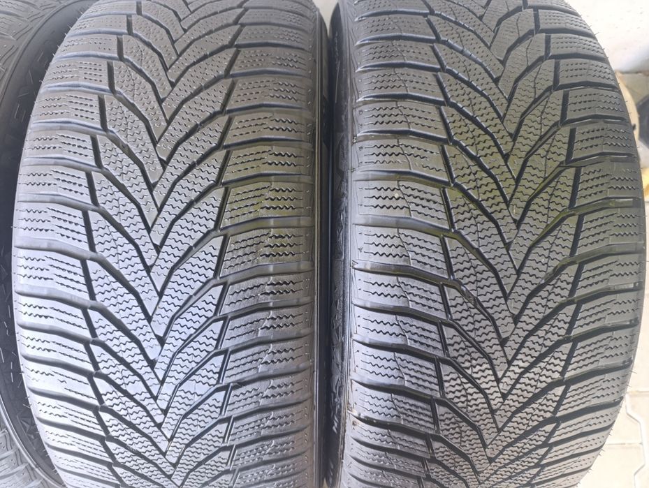 Anvelope de iarnă 235 45 18 Nexen dot 2023 7mm