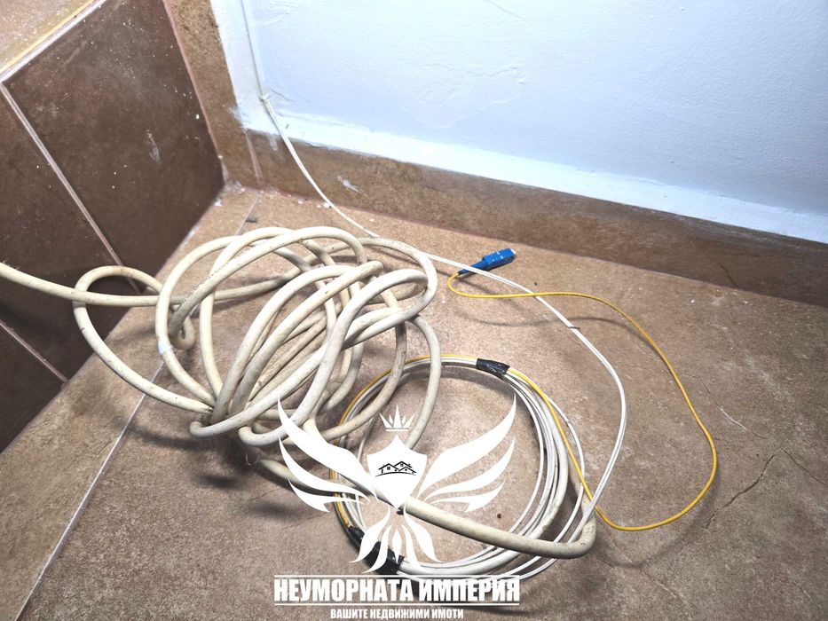 Продавам магазин/помещение/офис 20кв в Асеновград кв.Запад