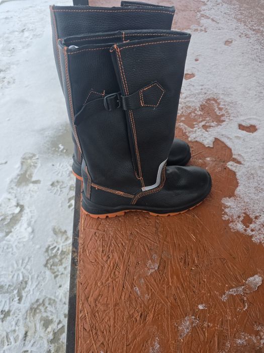 Қысқы етік сатлады