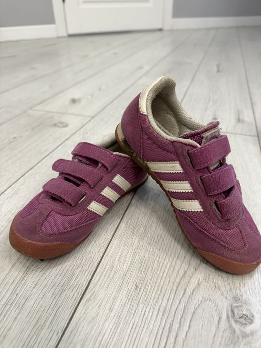 Кроссовки Адидас (Adidas)