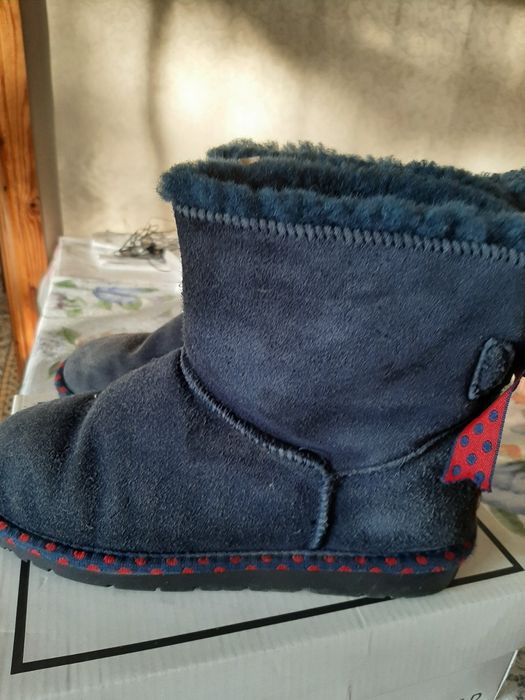 Уги меховые сапожки3100