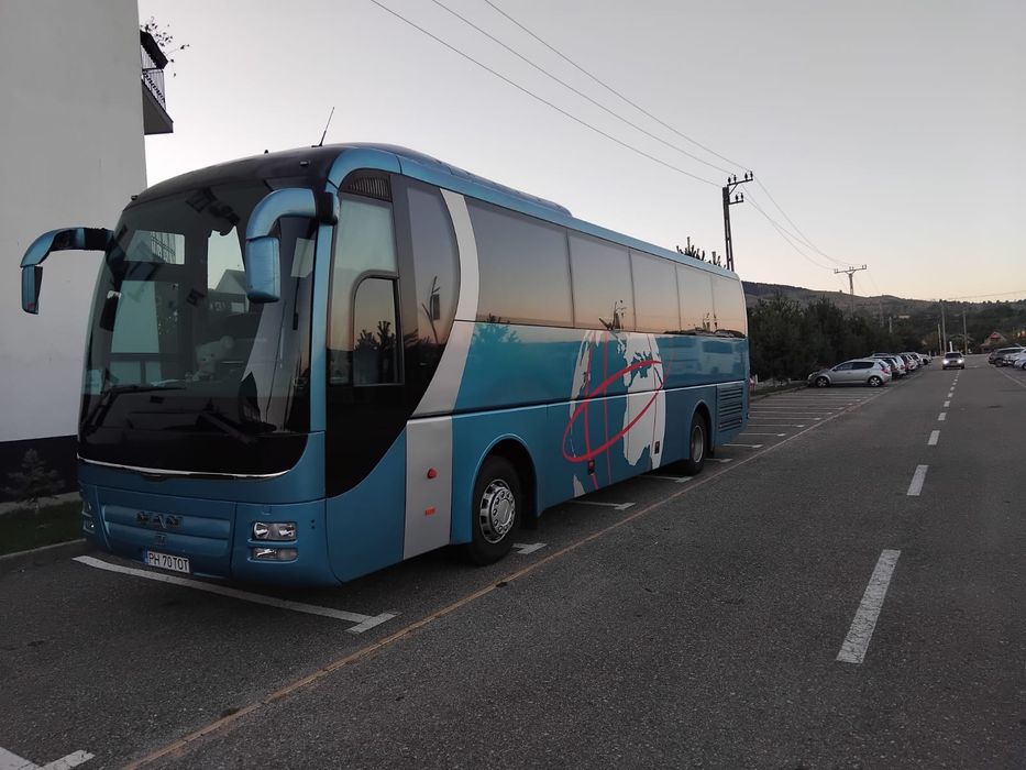 Transport elevi – excursii și tabere | Microbuz & Autocar