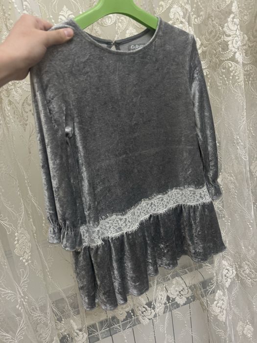 Продам платье все вместе за 30к(торг имеется)