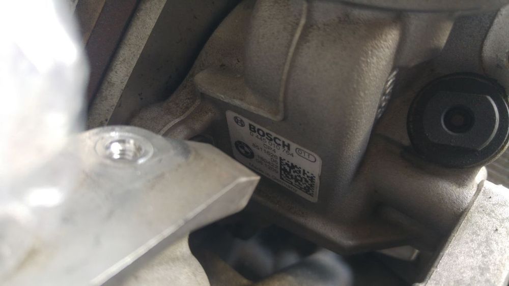 Pompa inalta 2.0 d bmw seria 2 f45 0445010764 8511626