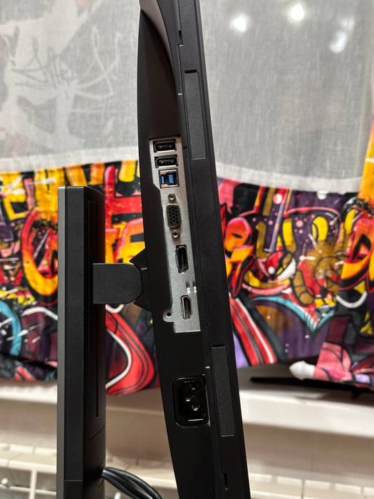 Продам монитор dell p2217