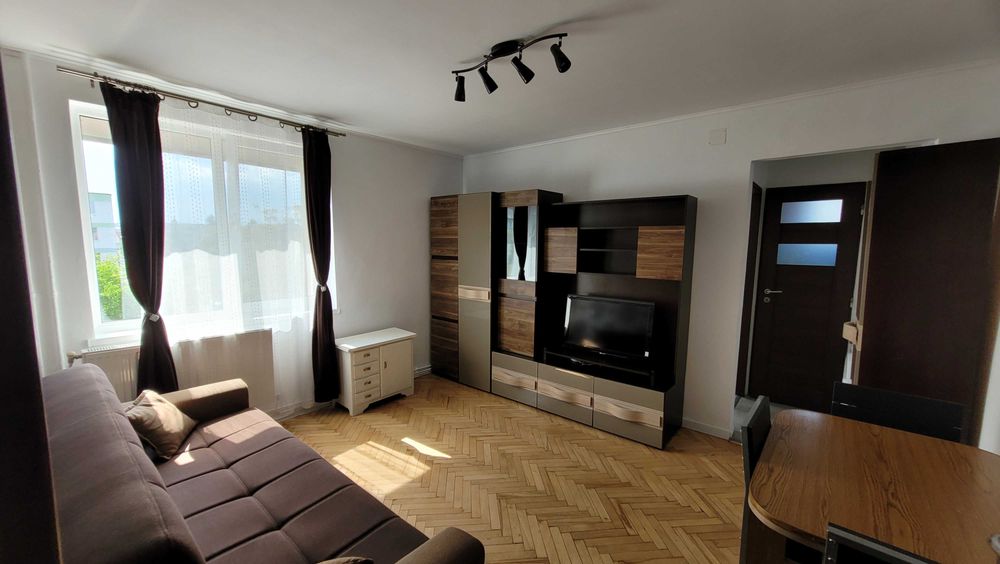 Chirie apartament cu 2 camere, semidecomandat 32 mp. Cluj-Napoca, cartier Gheorghieni etaj 3/4