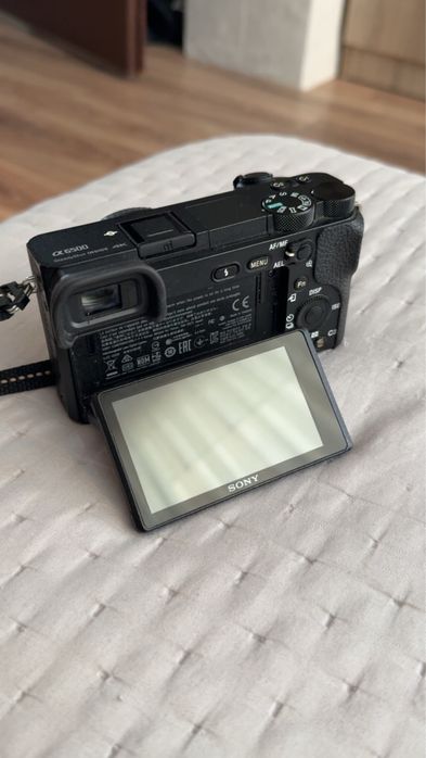 Sony a6500+ 2 обектива 50mm и 18-105mm f4 G
