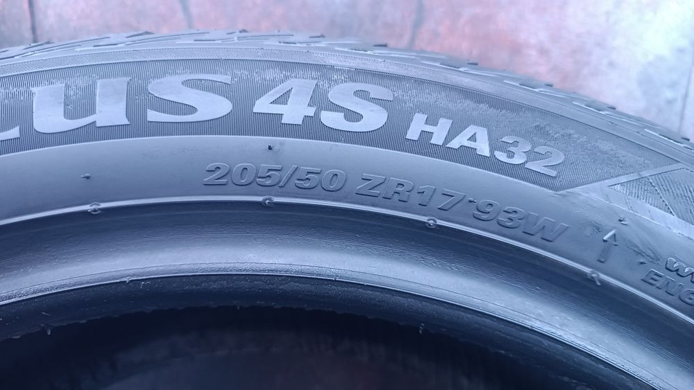 205/50/17 Kumho .