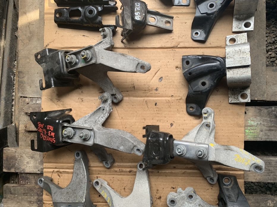 Vand suporti cutie viteze pt Dacia Logan/Mcv/Sandero 1.2-0,9-1.5-1.0