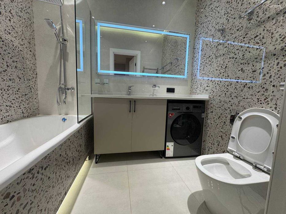 СРОЧНО
НОВОСТРОЙКА 4/3/10 Паркентская Real House с мебелью и техникой