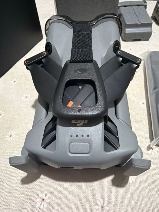 Продаю дрон DJI mini 5 Fly More Combo