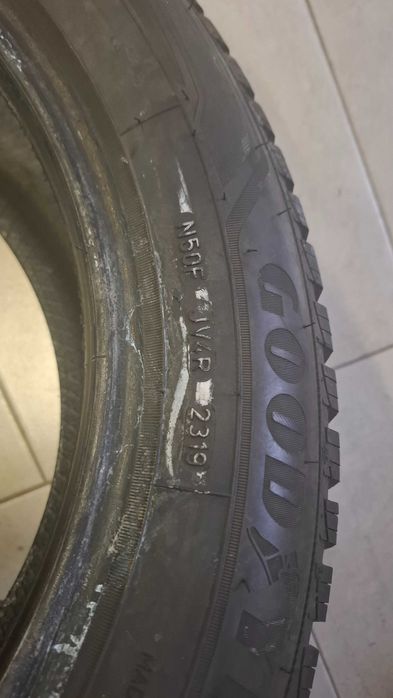 2бр. зимни гуми GoodYear 205 55 16