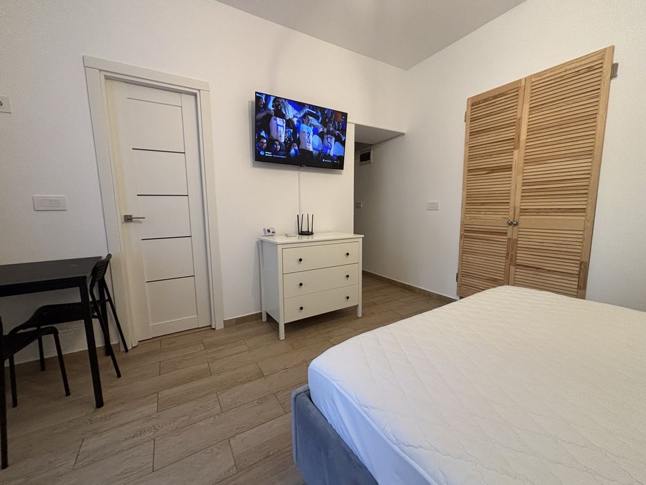 Proprietar, vand apartament 1 camera zona Centru Independentei - Copou, str Nicolae Gane cu incalzire in pardoseala total renovat