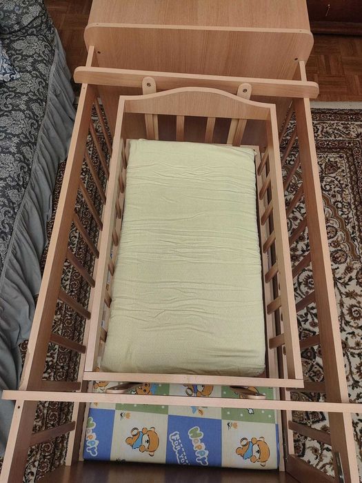 Детская кровать с люлькой и ящиками
