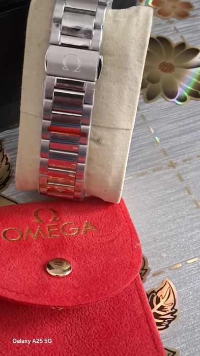 Vand ceas omega sigilat