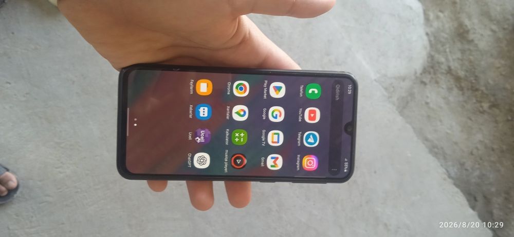 Samsung a40 4/64gb