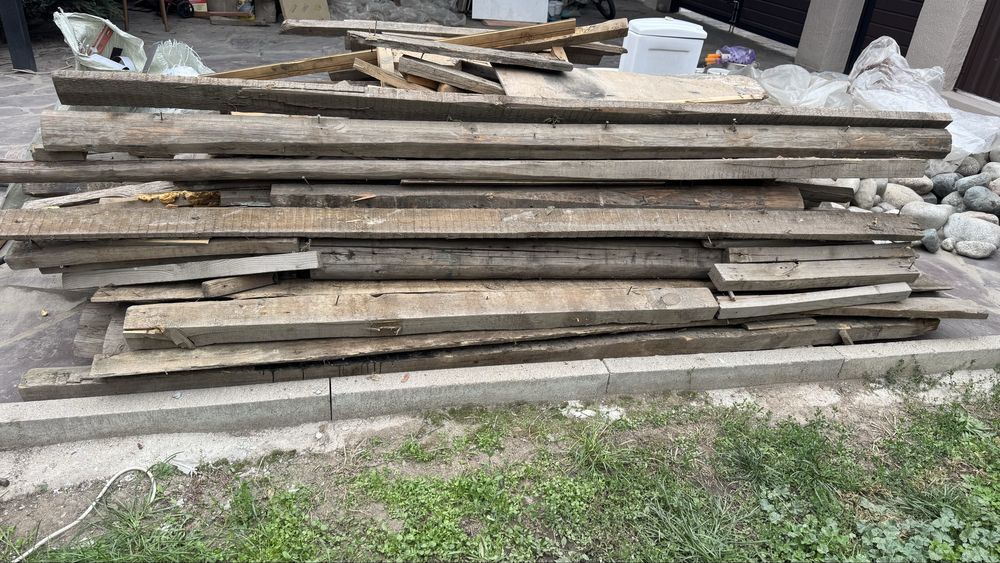 Бревна -доски  (дерево)