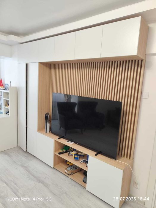 Execut mobilier la comanda