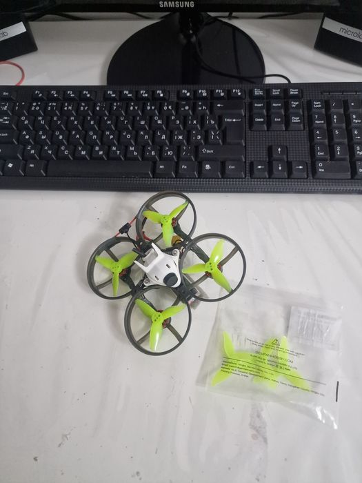 Продам elrs дрон Mobula 8