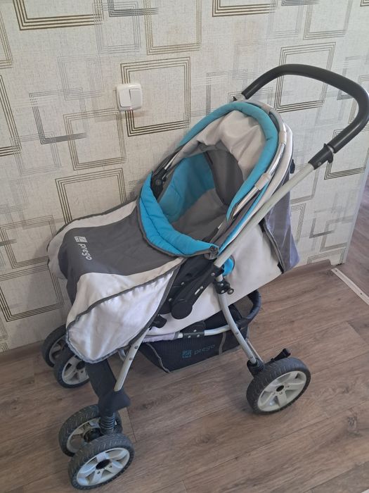 Продам детскую коляску
