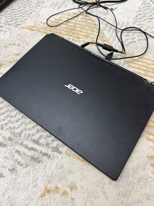 Продам ноутубук Acer .