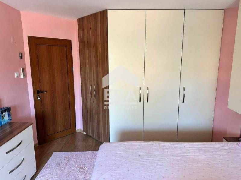 Продава се Тристаен апартамент в Кърджали, Център - 110 кв.м за 1159 €/кв.м - Снимка #3