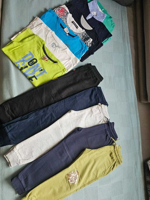 Hăinuțe băiețel mărime 4/5 ani