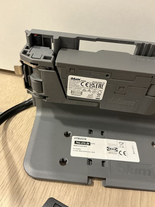 Blum servo-drive Z10A3000 push electric