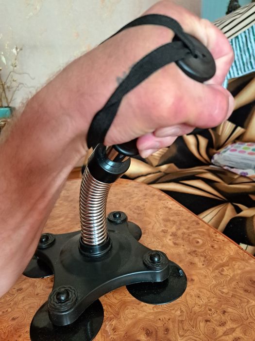 Тренажёр для армрестлинга